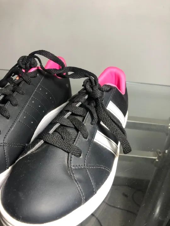 Tênis Adidas Preto e rosa - Foto 3