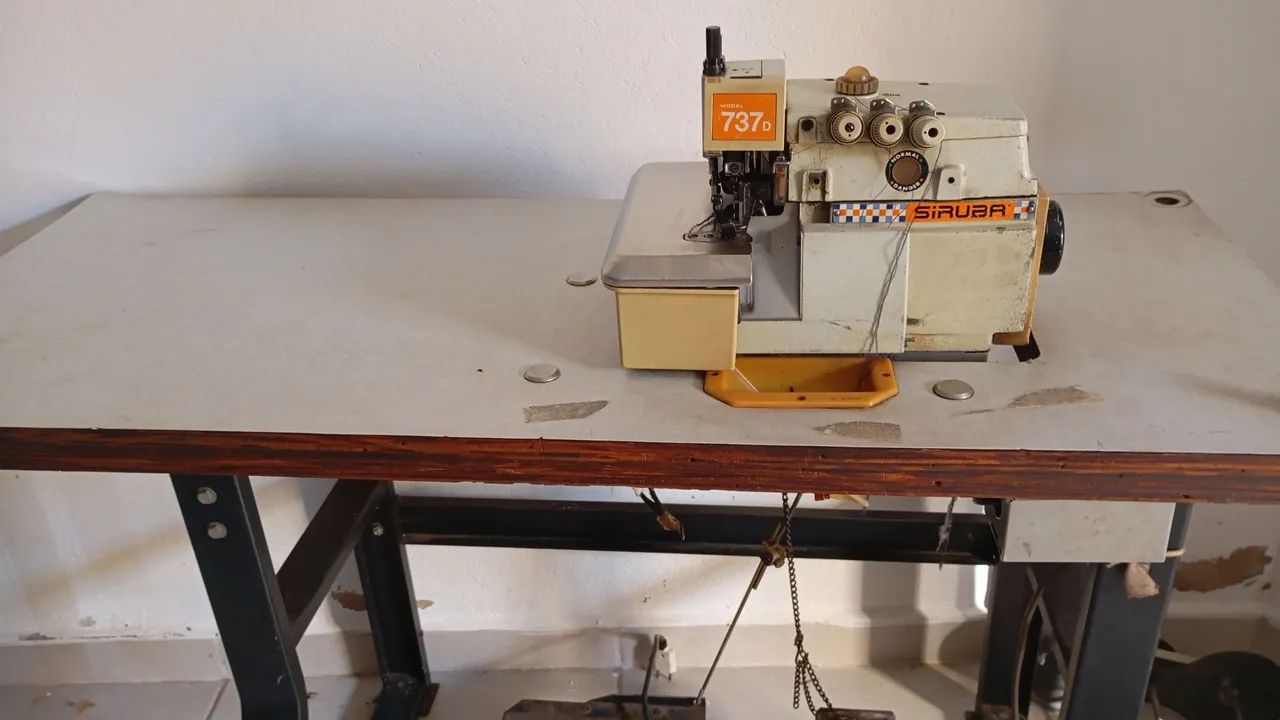 Máquina de Costura Overloque marca SIRUBA - Foto 3