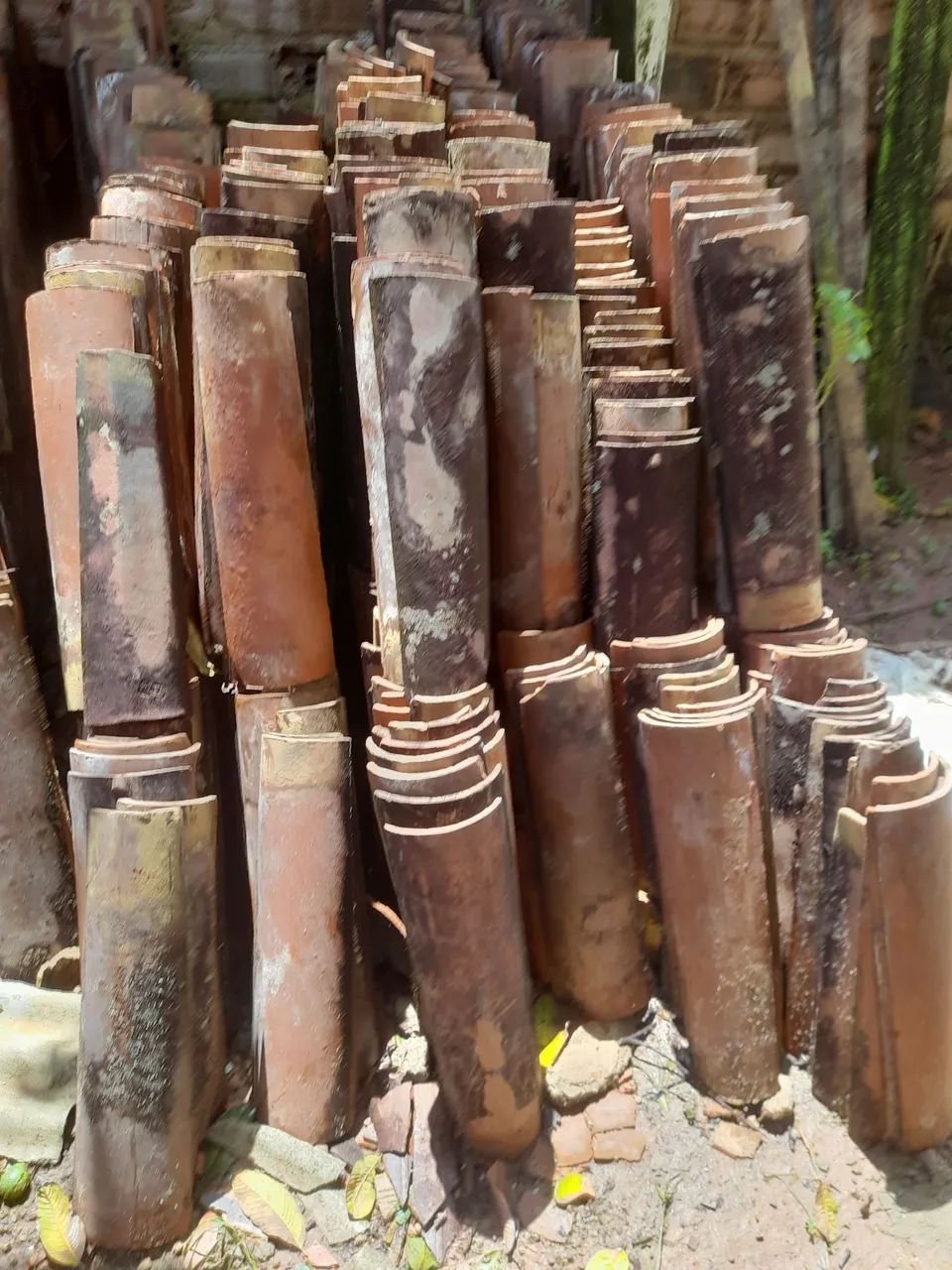 IMPERDÍVEL"Mais de 2.000 telhas USADAS EM BOM ESTADO