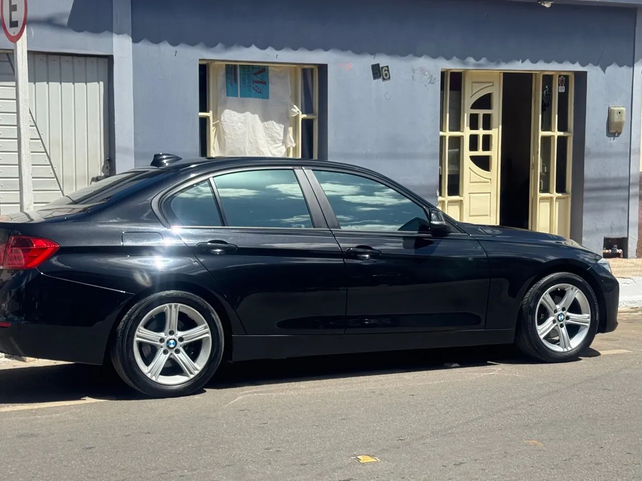 BMW 320i  - Foto 4