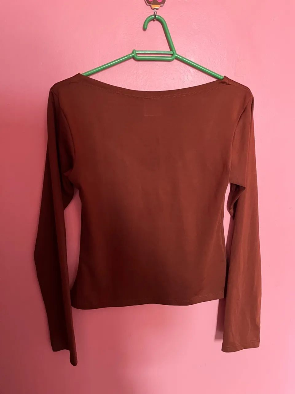 Blusa marrom manga longa M  - Foto 3