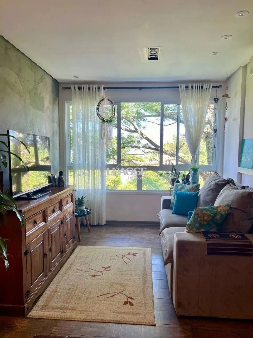 Excelente apartamento com belíssima vista panorâmica e total privacidade, localizado no ba