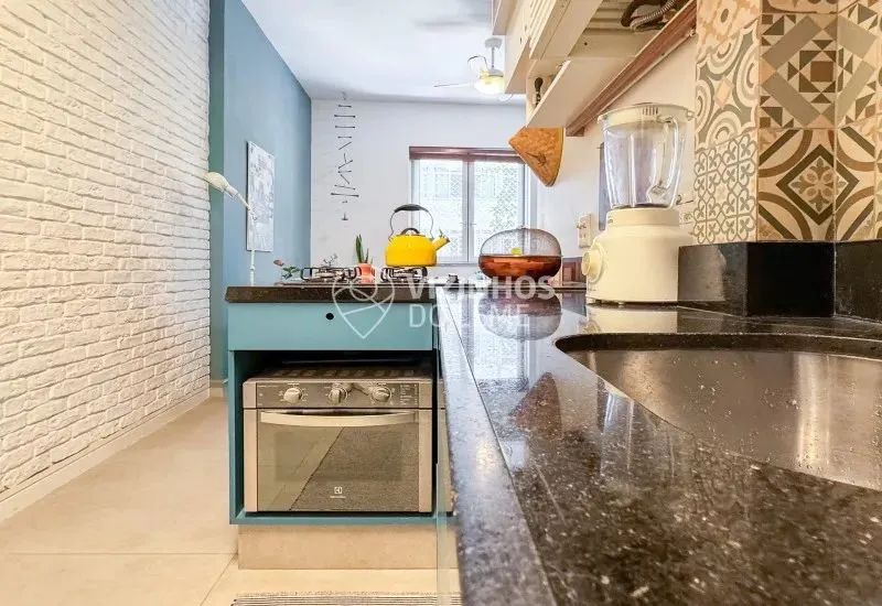 Quarto e Sala Reformado e Charmoso no Leme  Pronto para Morar ou Investir - Foto 3