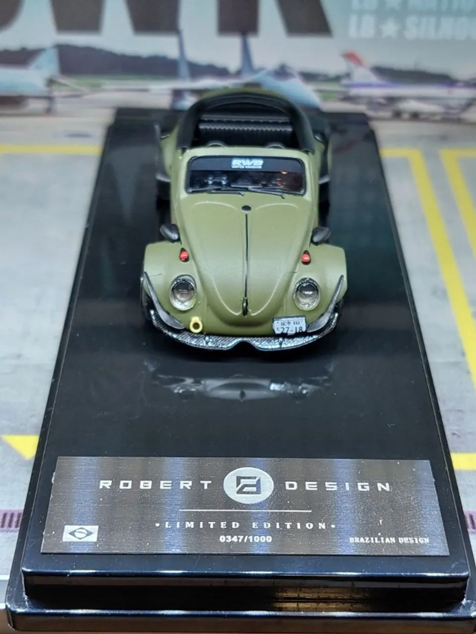 VW Fusca "RWB" 1/64 verde militar - Foto 2