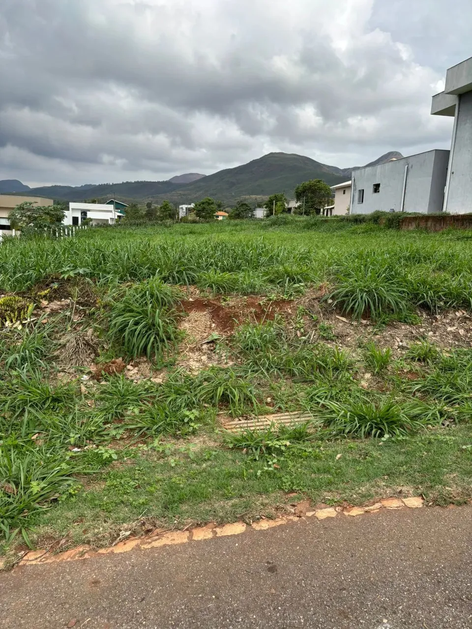 Excelente lote na Serra dos Bandeirantes