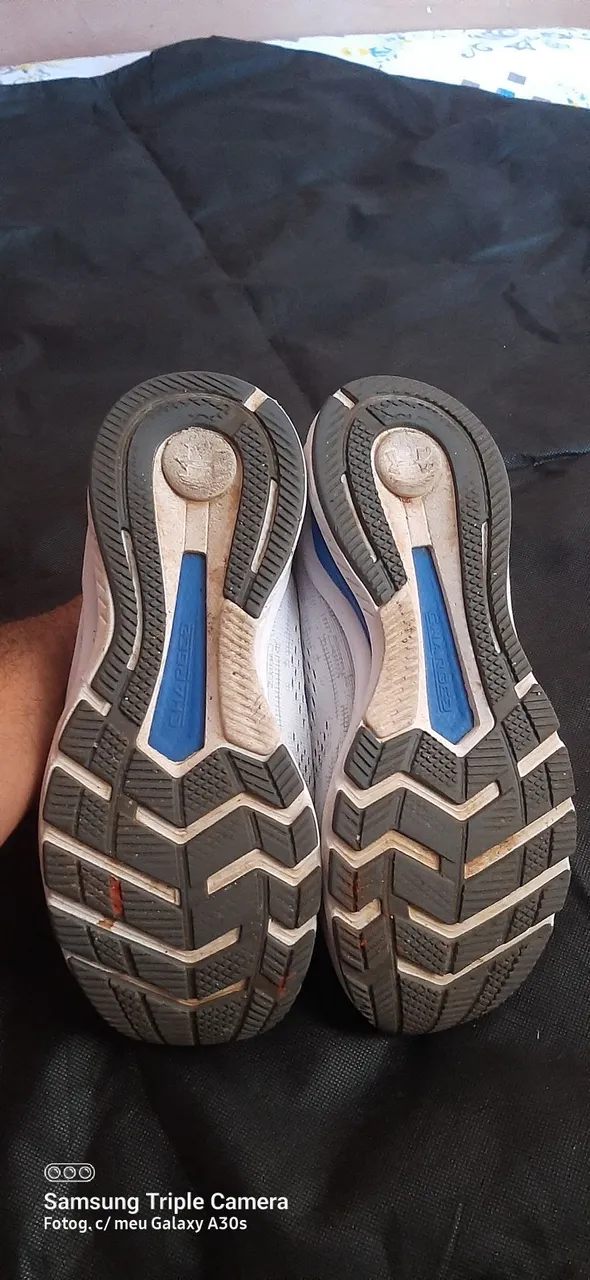 Tênis Charged Assert 9 Under Armour