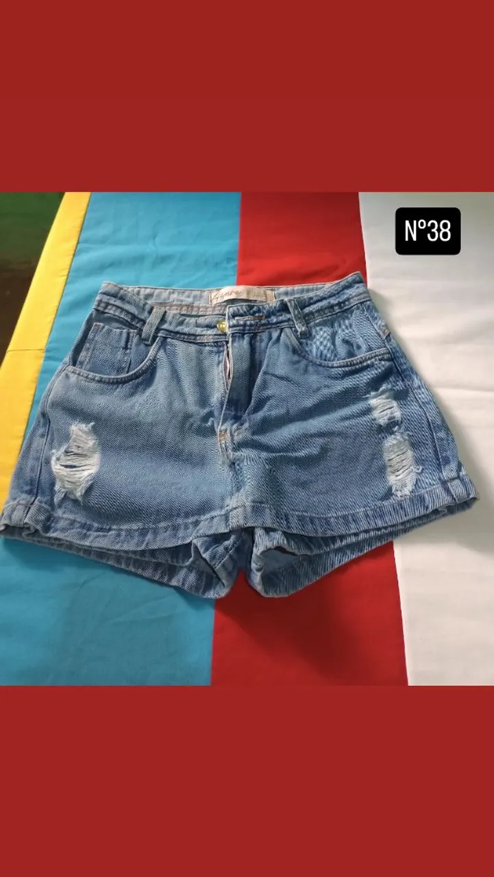 Short Jeans Feminino - N° 38 e 36
