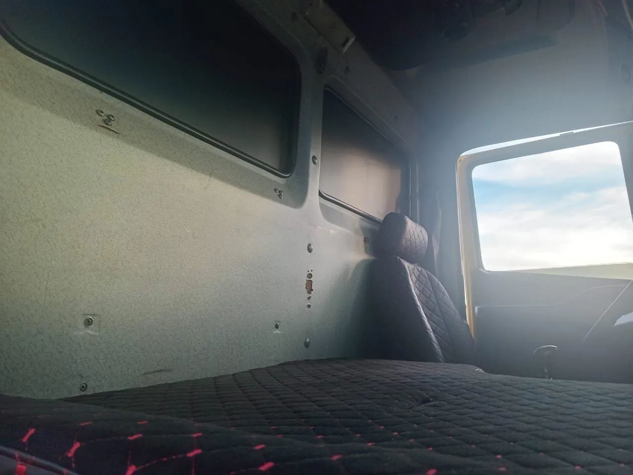 Caminhão Mercedes Benz 1620 - Foto 12