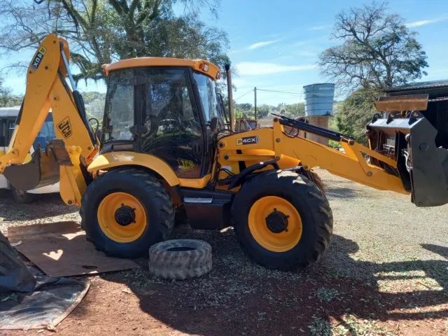 RETROESCAVADEIRA JCB 4CX TURBO ANO 2012 - Foto 4