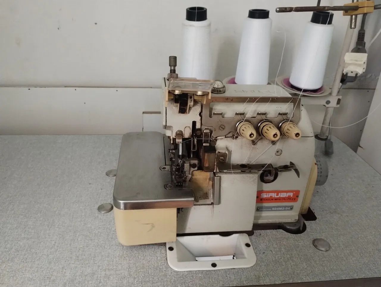 Máquina de custura oveloque  - Foto 2