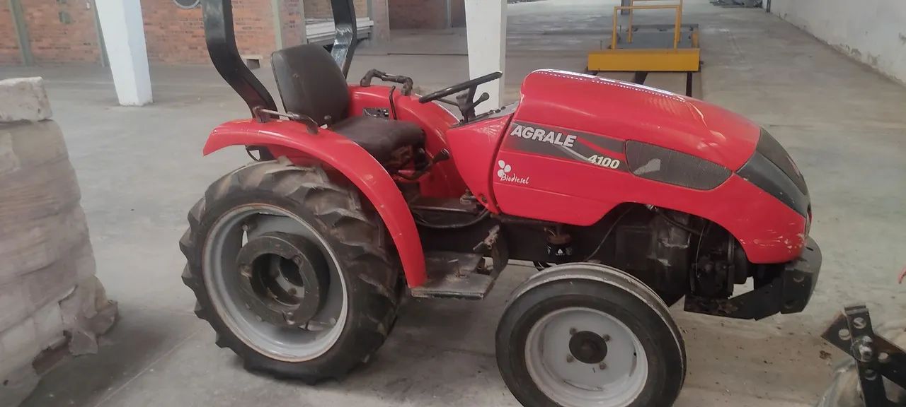 Trator Agrale 4100 - Diesel