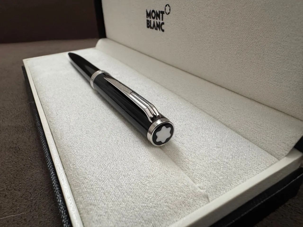 Caneta Montblanc Pix