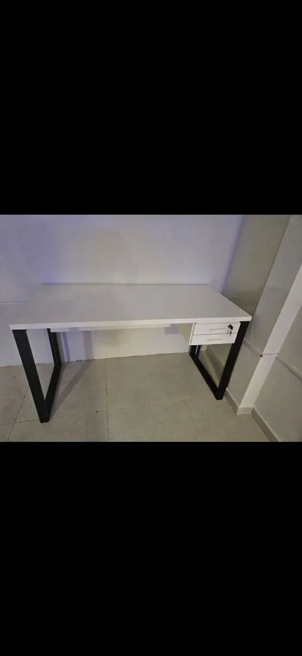 Mesa para escritório  com gavetas happy  - Foto 4
