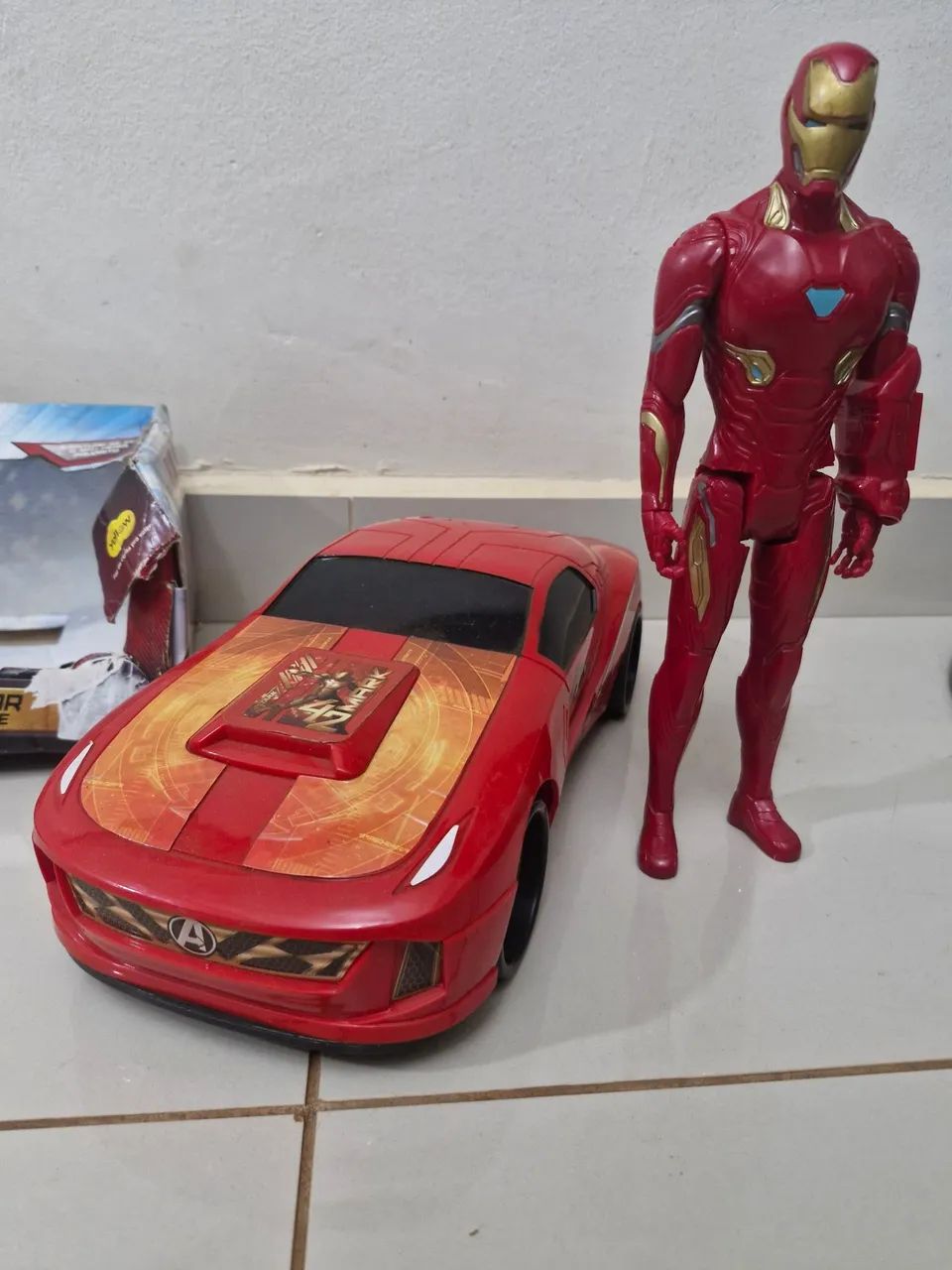 Iron Man 3 - Carrinho e Boneco Hasbro - Foto 3