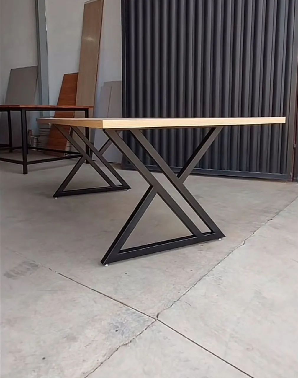 Mesas Industriais - Estilo e Resistência para Seu Espaço! ? - Foto 5