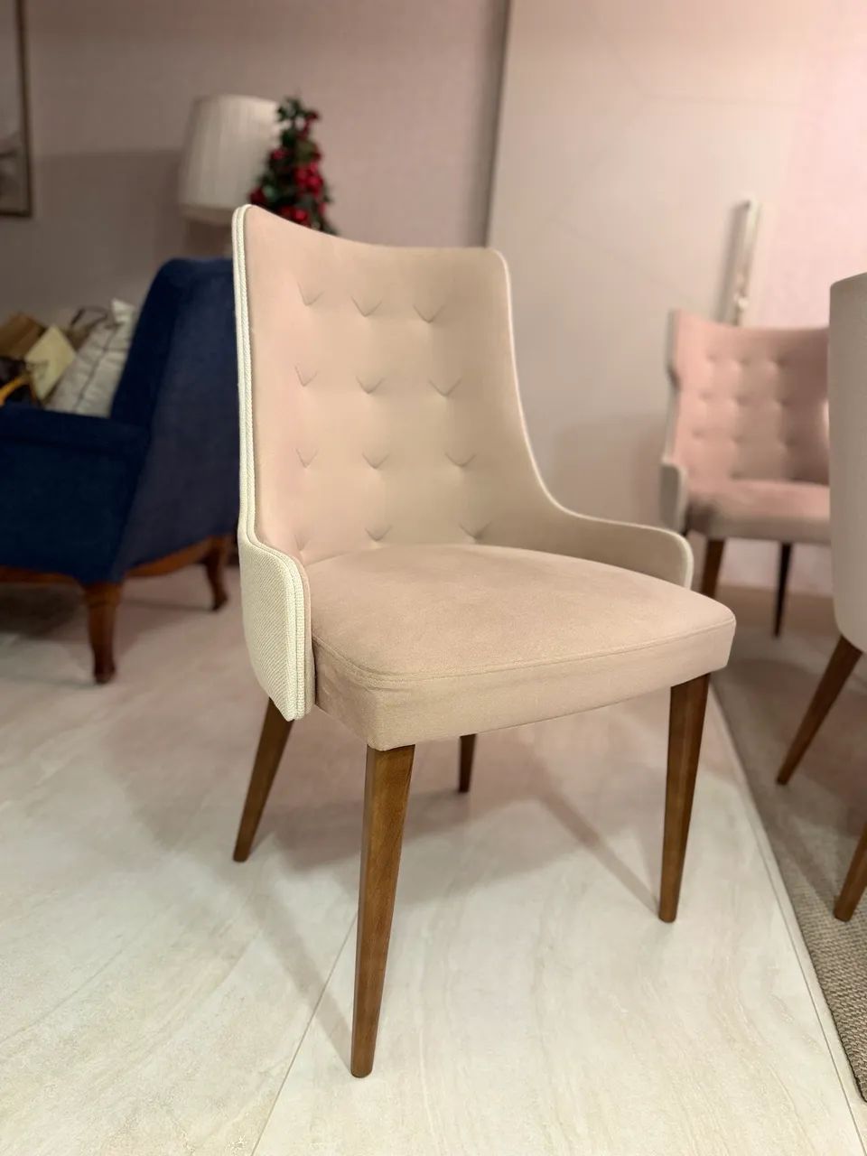 Mesa com 8 cadeiras  - Foto 4