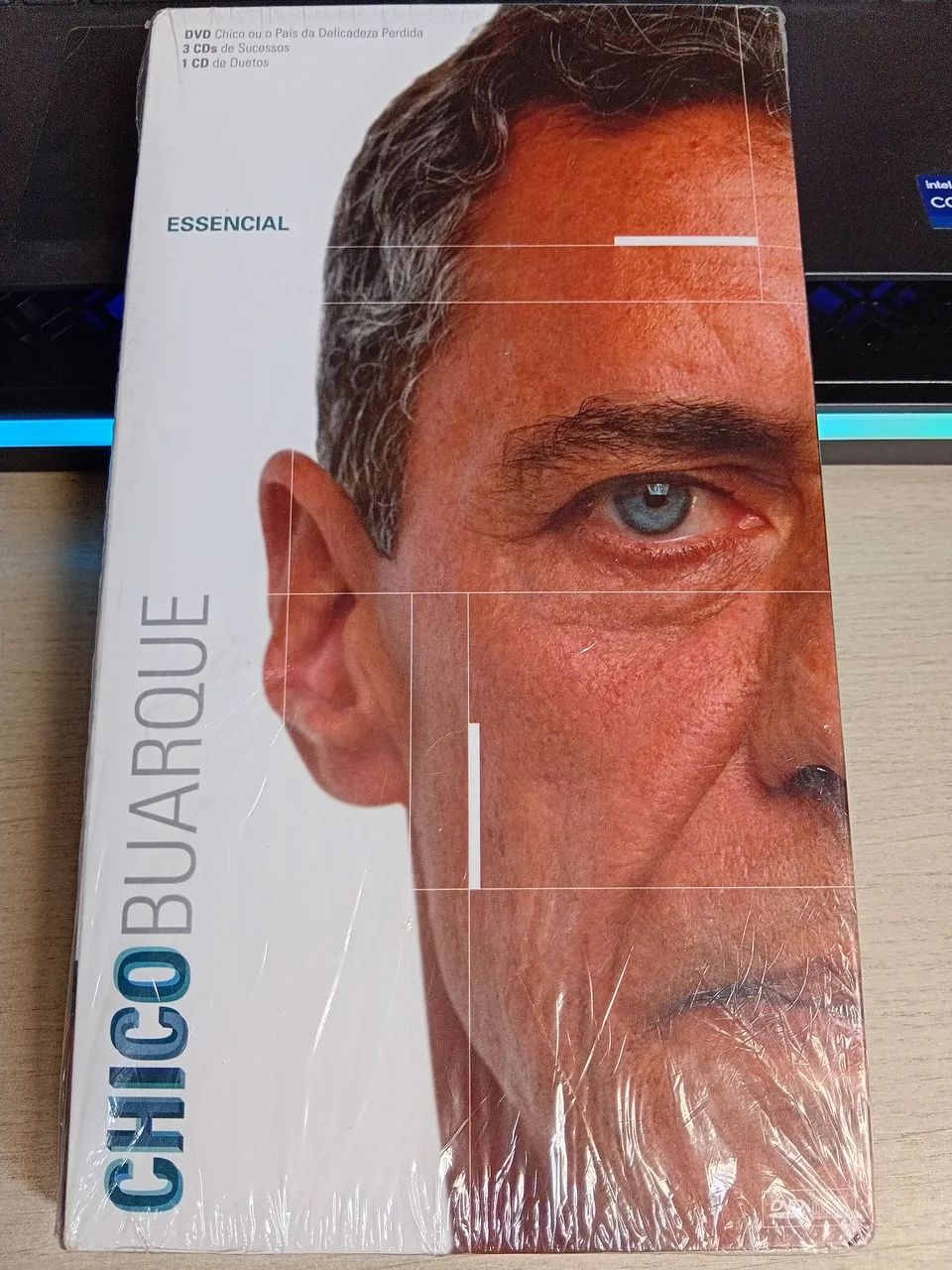 Box Chico Buarque Essencial Lacrado. 
