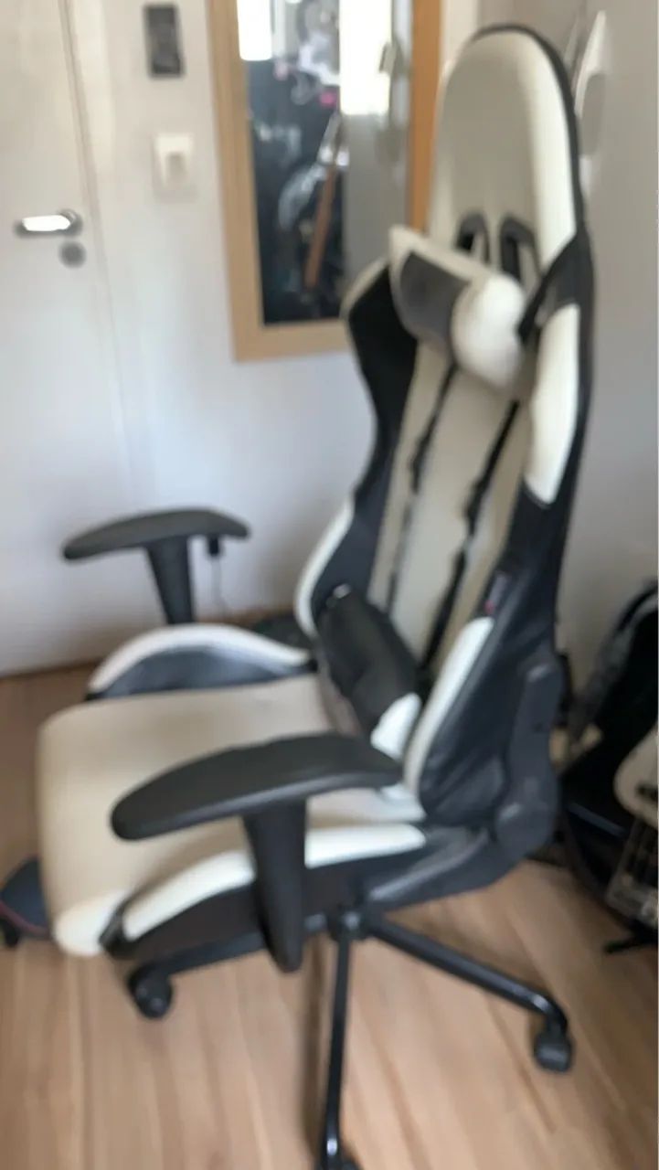 Cadeira Gamer Reclinável Confortável - Foto 4