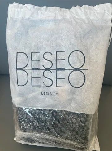 Bolsa Deseo Média Couro Legitimo Matelassê Preta, seminova, em excelente estado - Foto 6