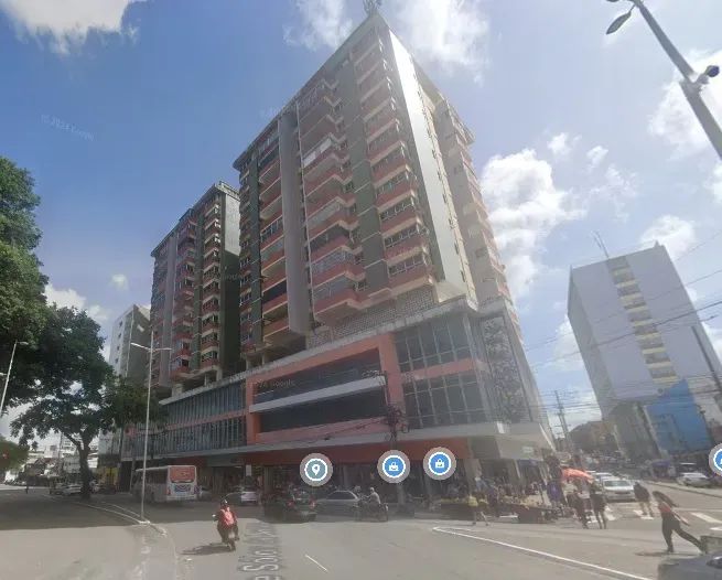 Apartamento no Centro (115m², 3/4, vista para a lagoa, 1 andar, Residencial Manoel Pires).