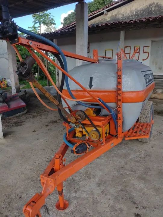 Carreta pulverizadora Arbus 2000 - Foto 2