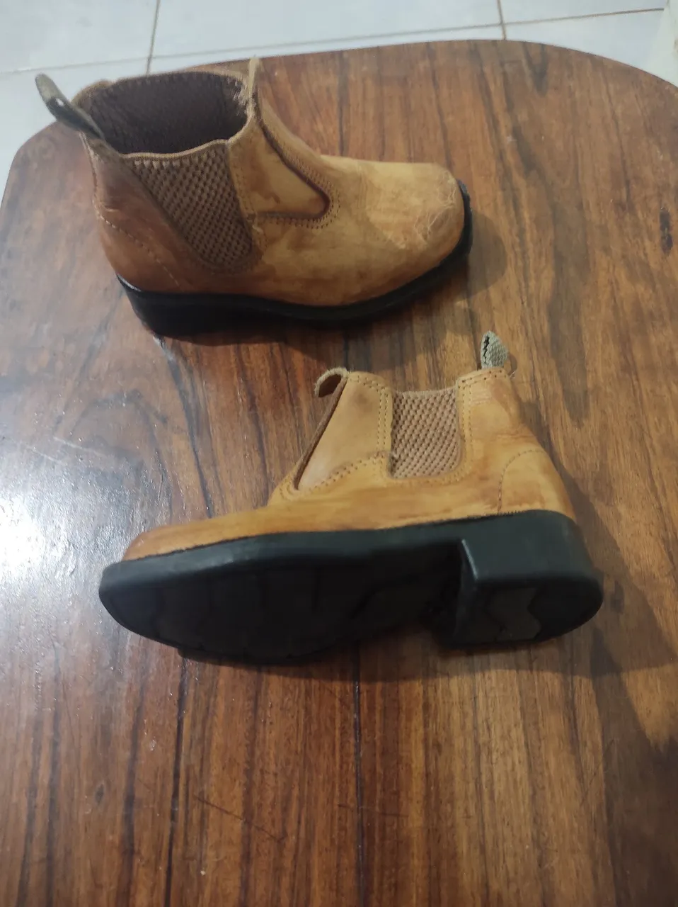 Botas de Couro Infantil - Conforto e Estilo!  Tamanho 22
