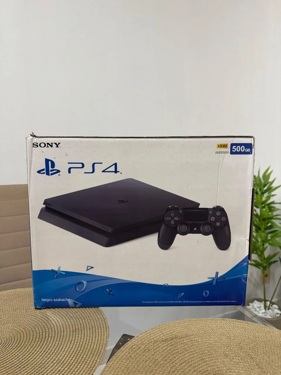 PlayStation 4 na caixa semi novo com garantia  - Foto 2