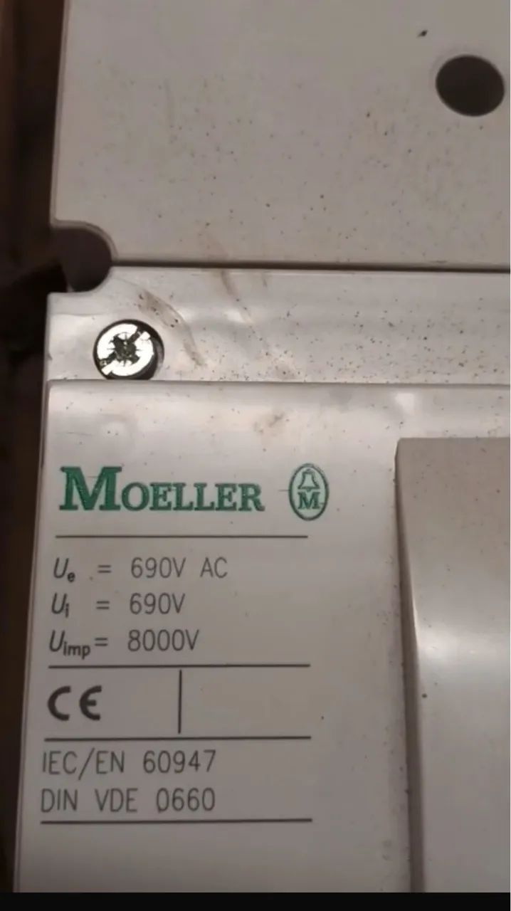Disjuntor industrial Moeller  - Foto 5