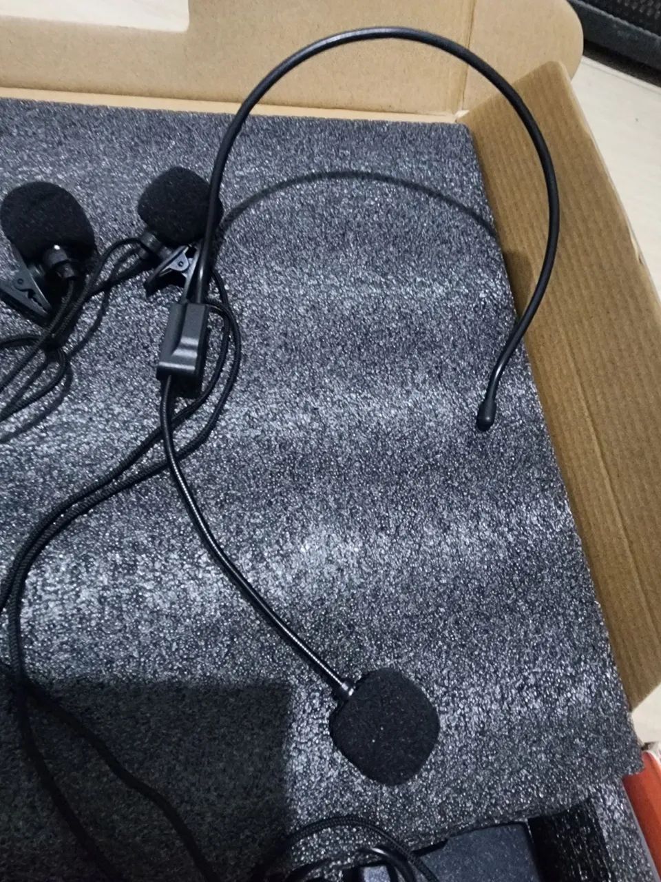 Kit duplo Microfone sem Fio lapela e headset  - Foto 3