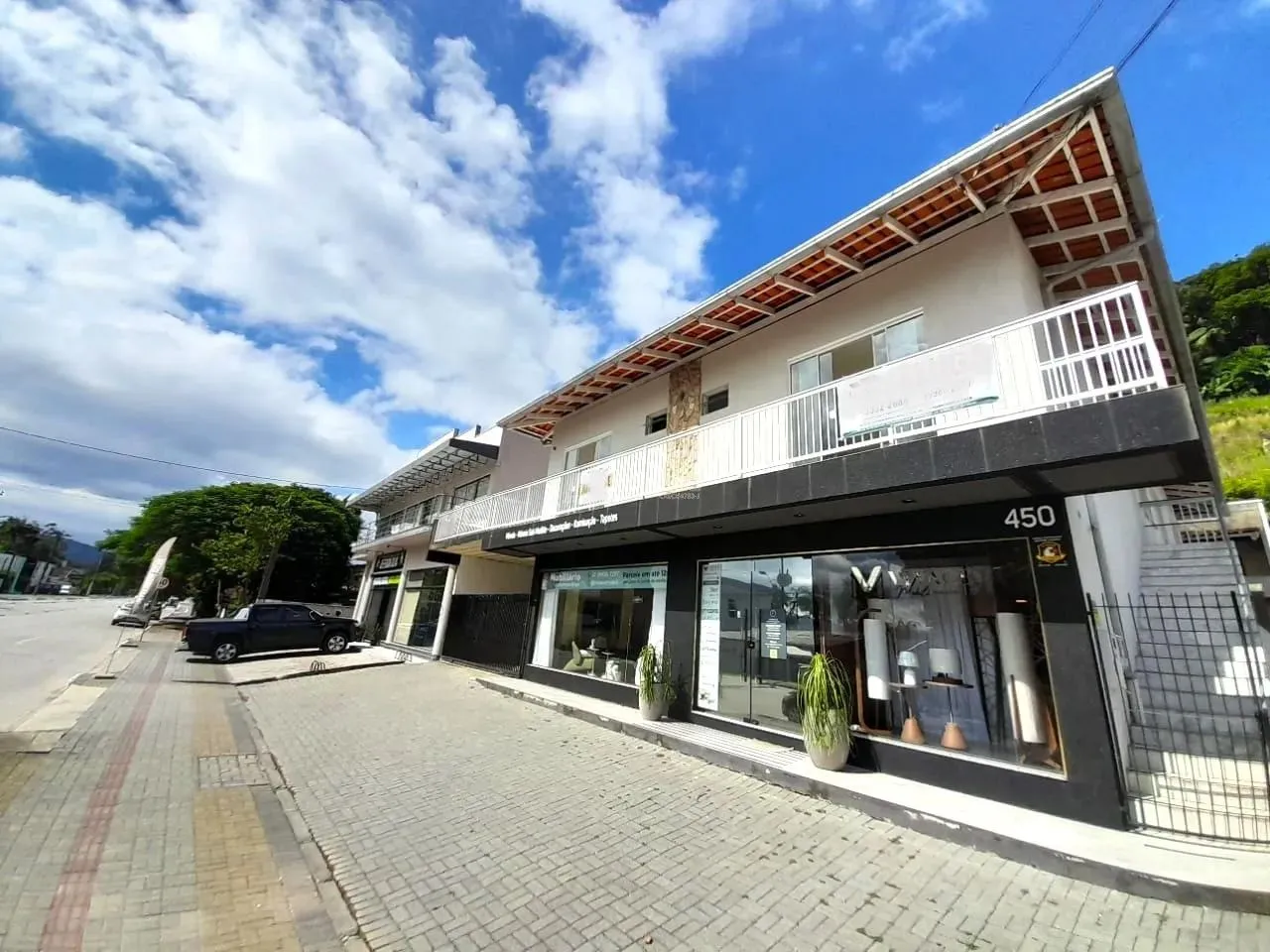 Sala comercial em piso superior disponível para locação no bairro Sete de Setembro Gaspar