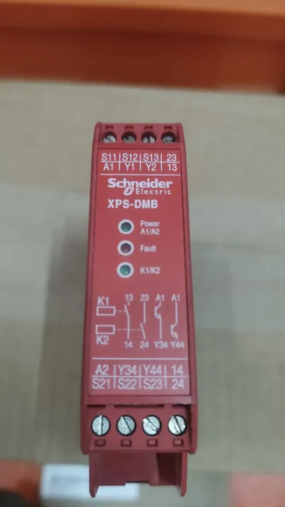 Relé de segurança/sobrecarga Schneider XPS-DMB