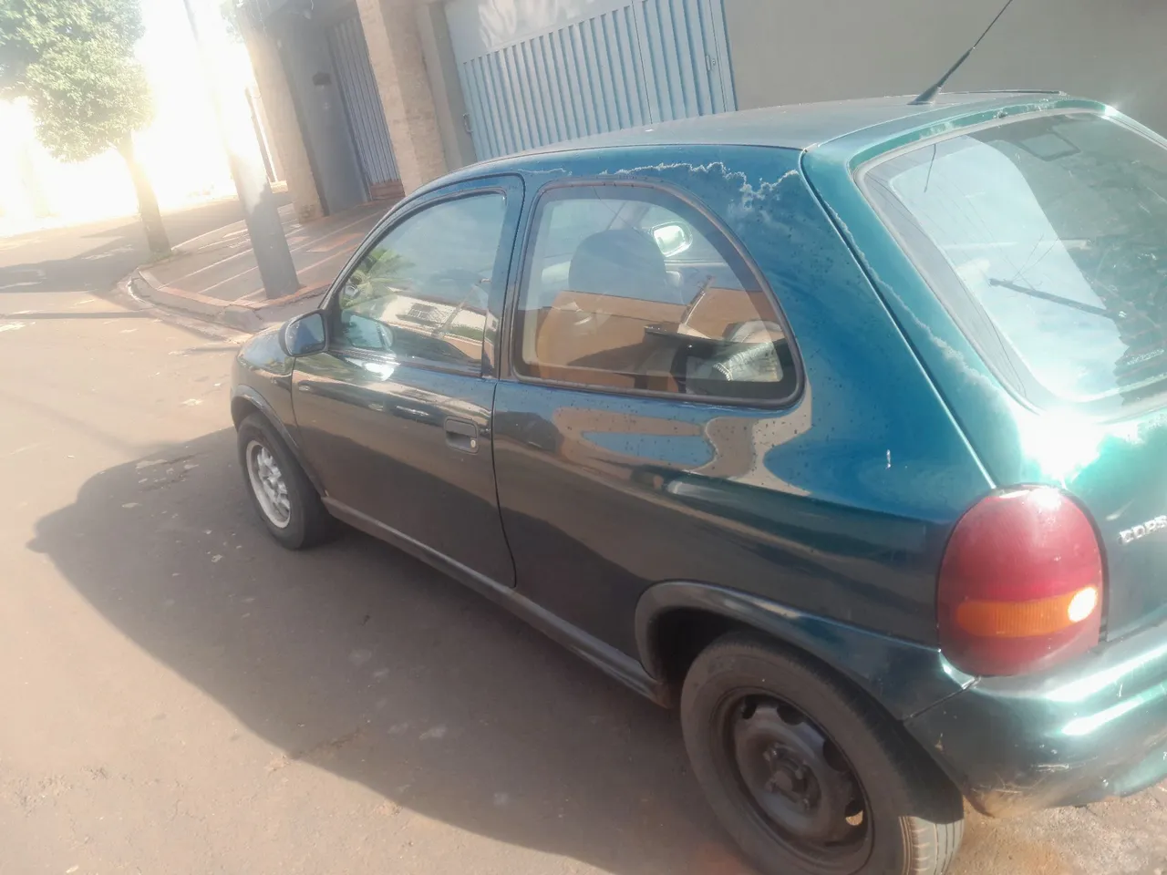 Carro motor novo