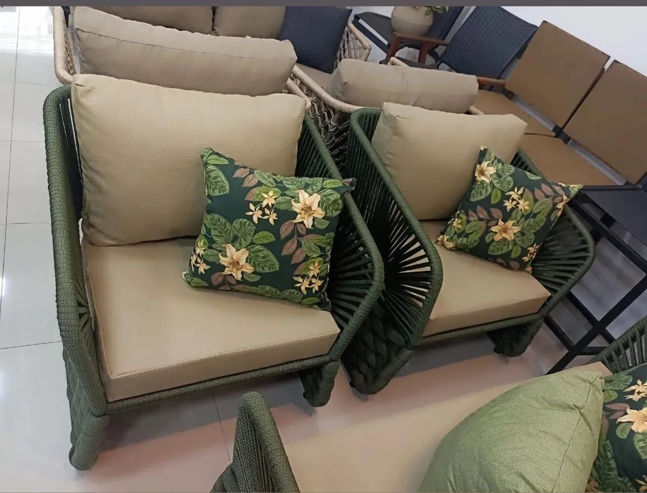 Jogo de sofa para área externa 