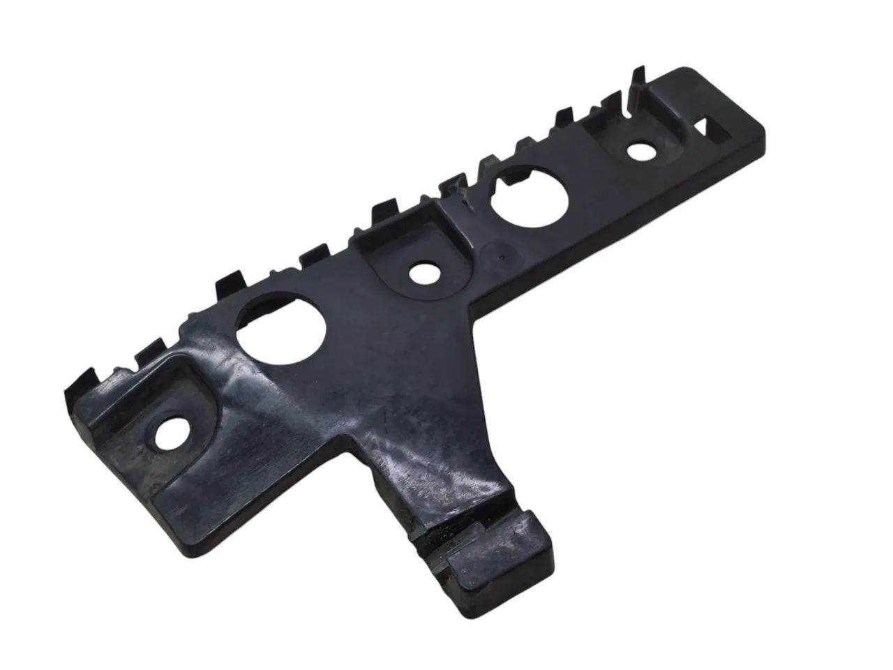 Guia Parachoque Dianteiro Direito Ford Ka 19/20 J7BB17A869 - Peças