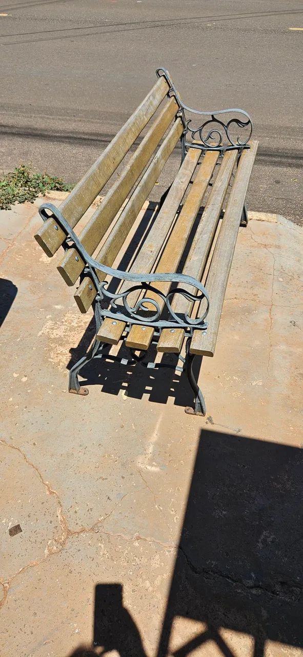 Vende- Se Banco De Jardim ! - Foto 4