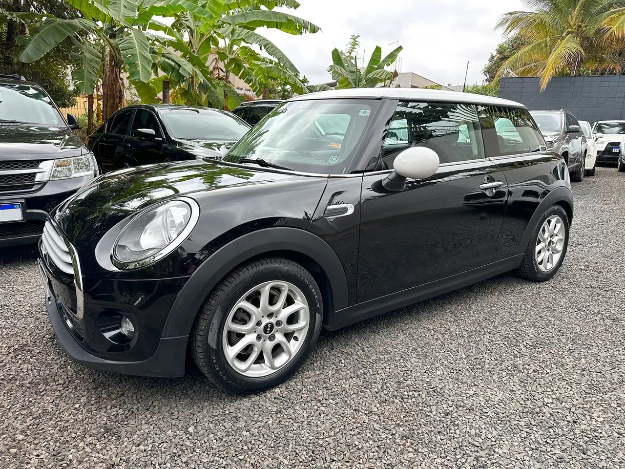 Mini Cooper 2014 apenas 70mil km