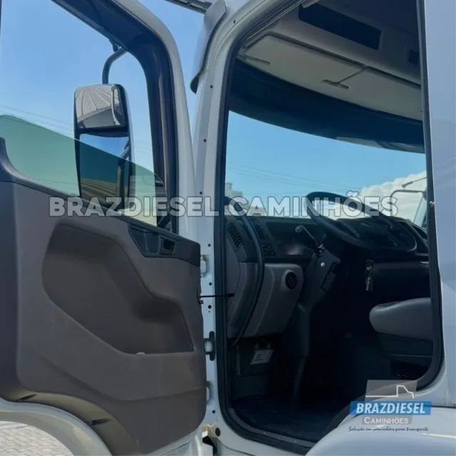 Vw Constellation 24.280 6x2 2020 Automático, baú 8,50m - Foto 5