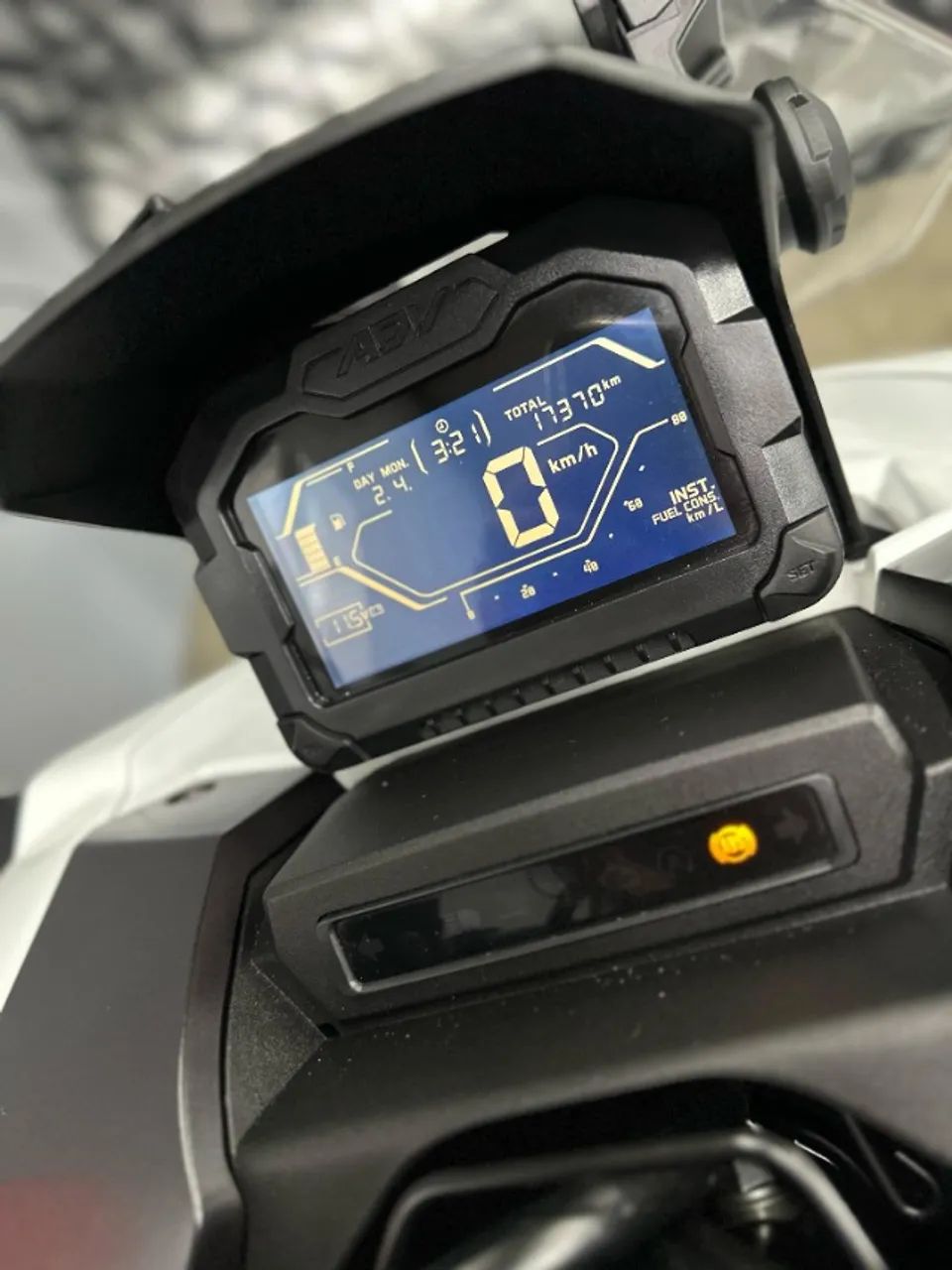HONDA ADV 150cc (Extremamente conservada) - Foto 2