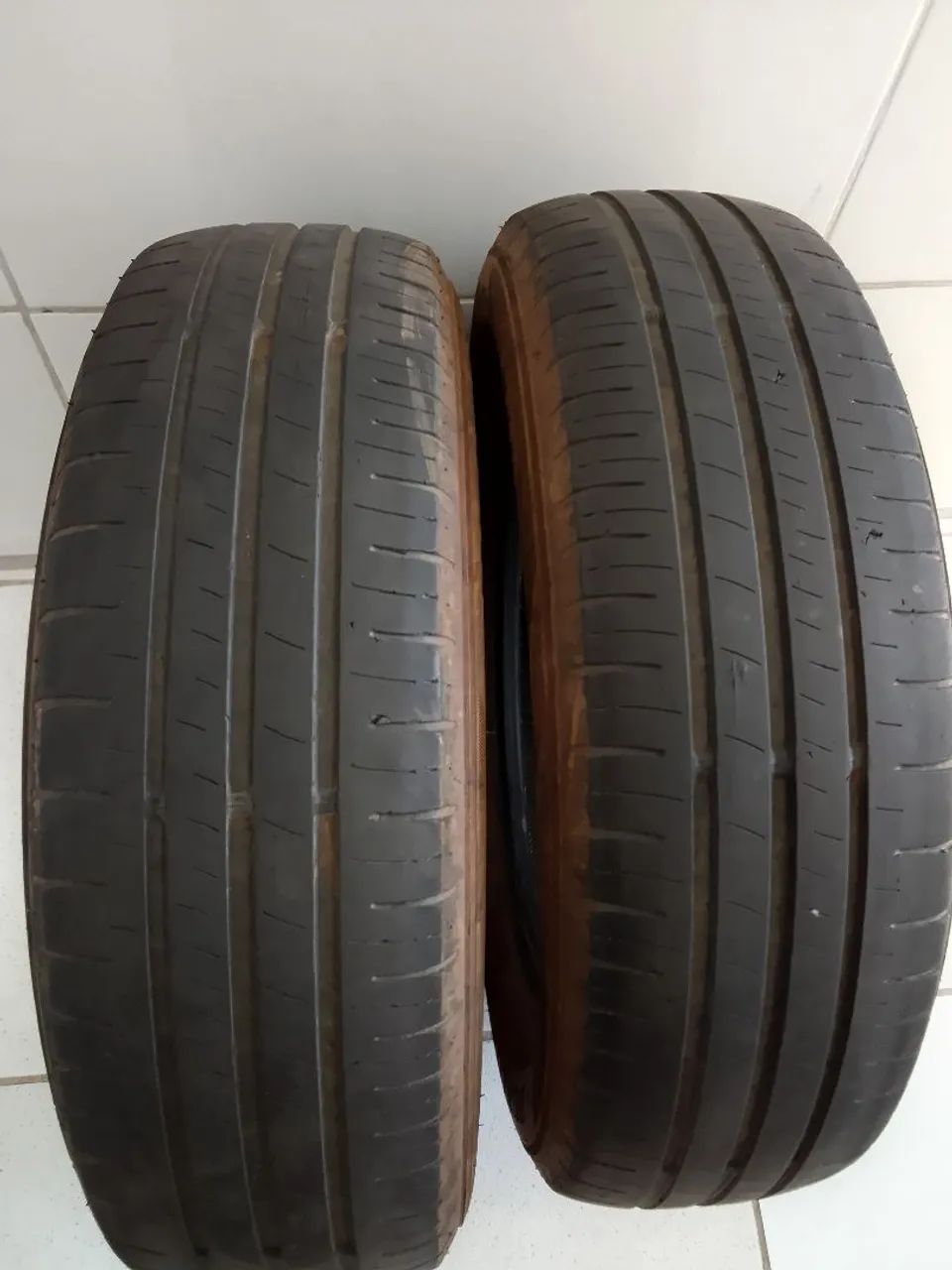 02 pneus 175 70 R14