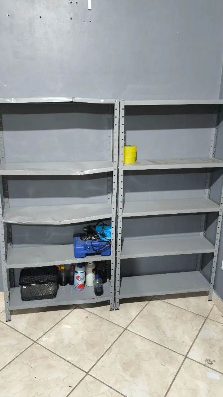 2 PRATELEIRAS DE FERRO USADAS64960519264131121