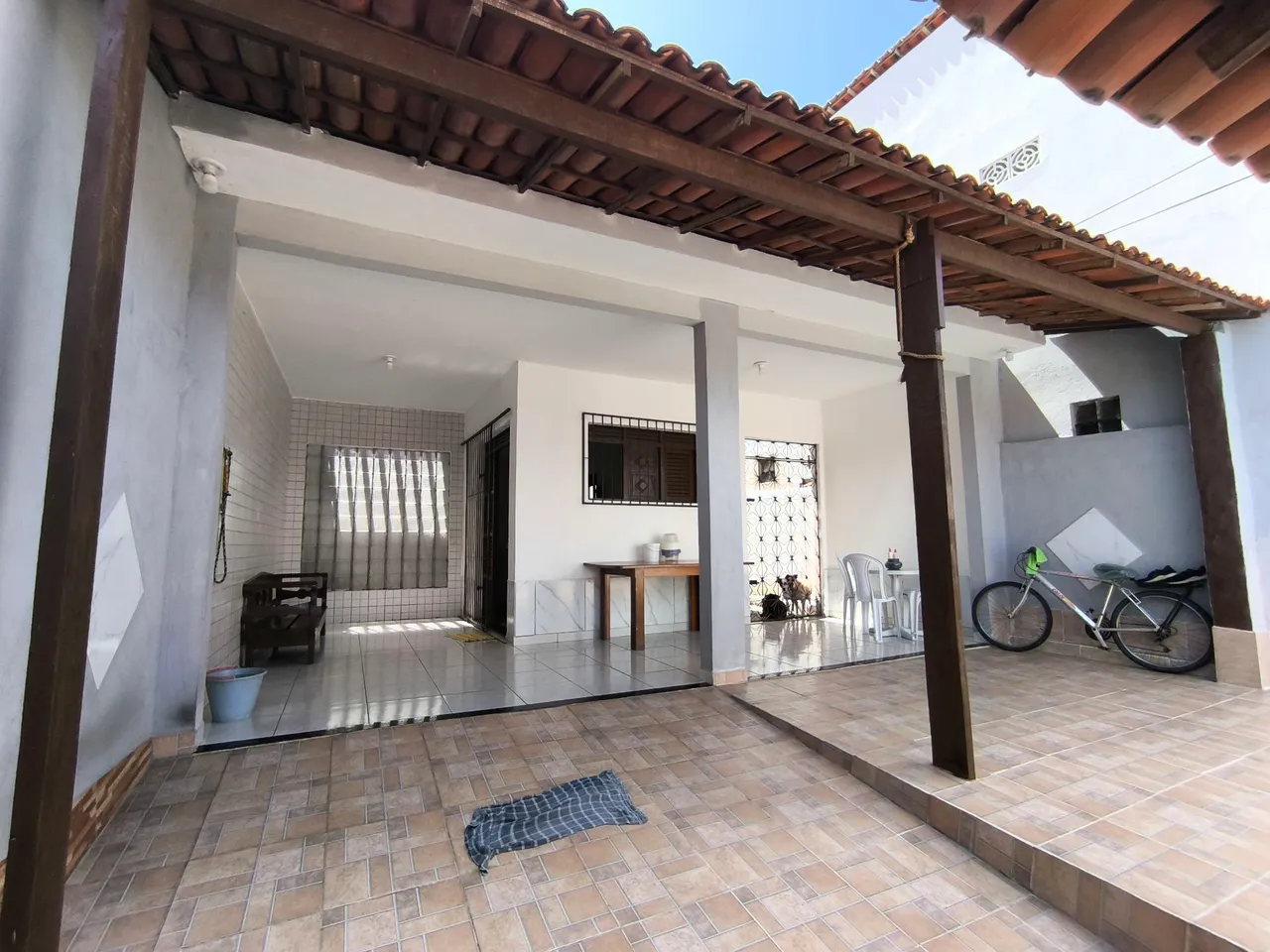CASA EM CRUZ DAS ARMAS Á VENDA