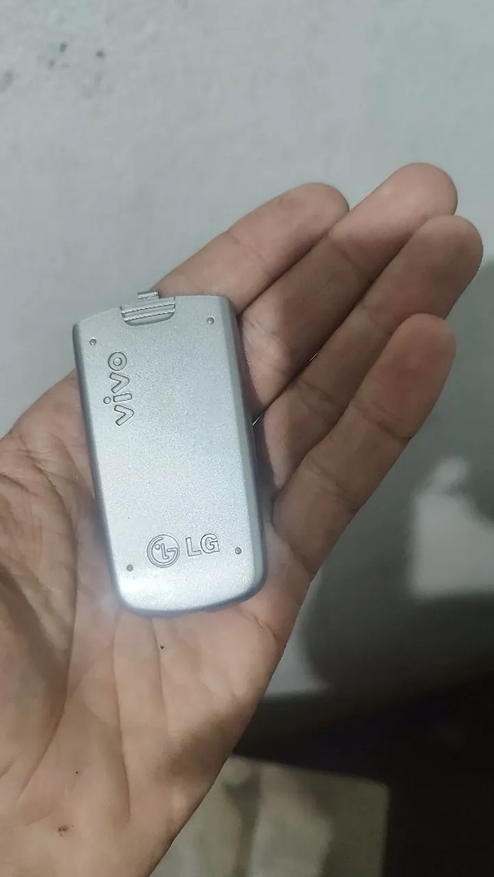 Tampa Traseira LG VIVO