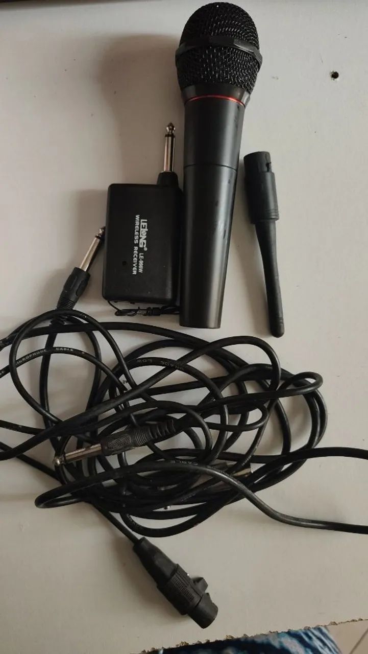 Microfone profissional  sem fio Lelong  - Foto 3
