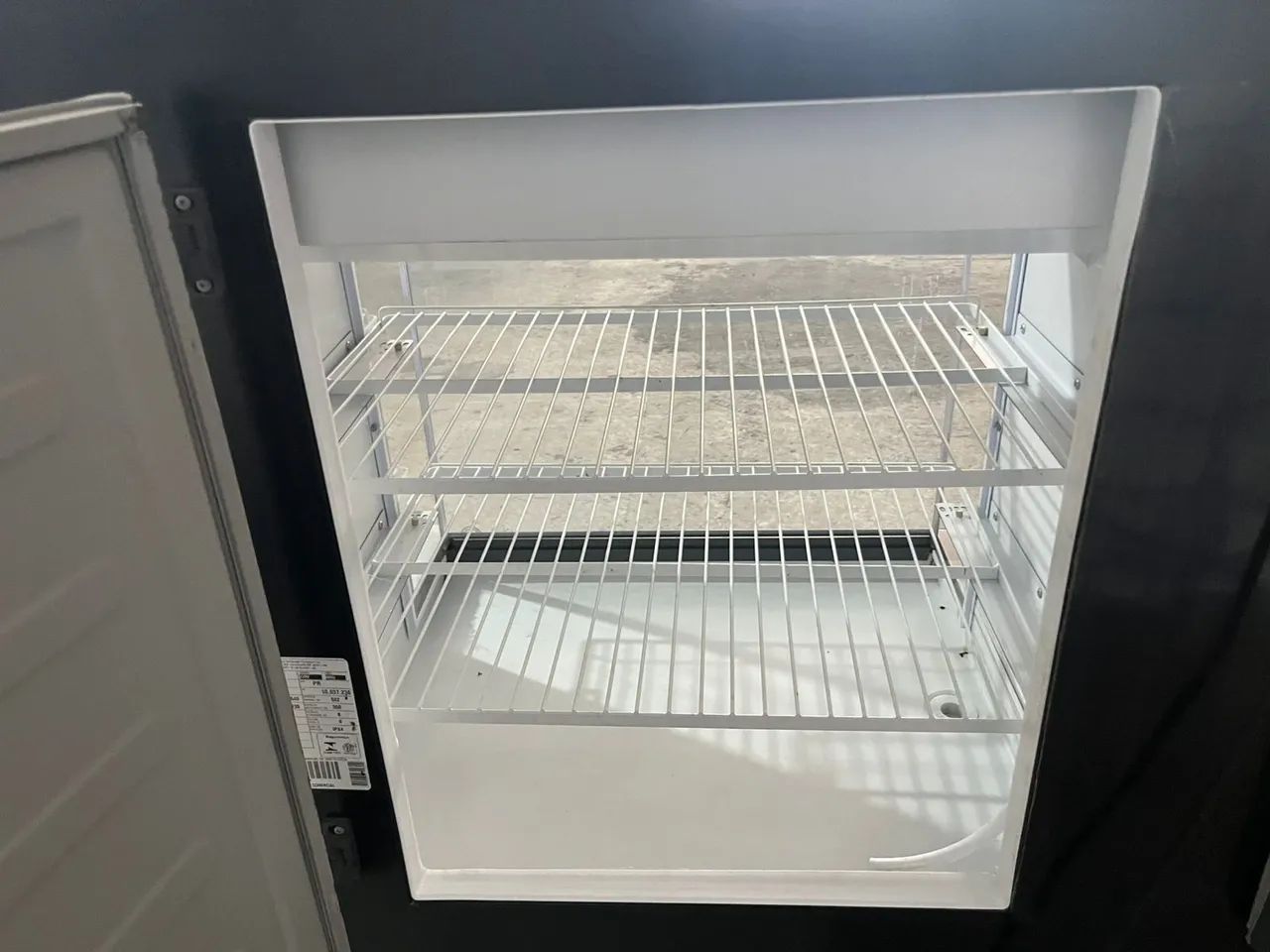 Balcão expositor quente e frio Gelopar duas portas 220v  - Foto 3