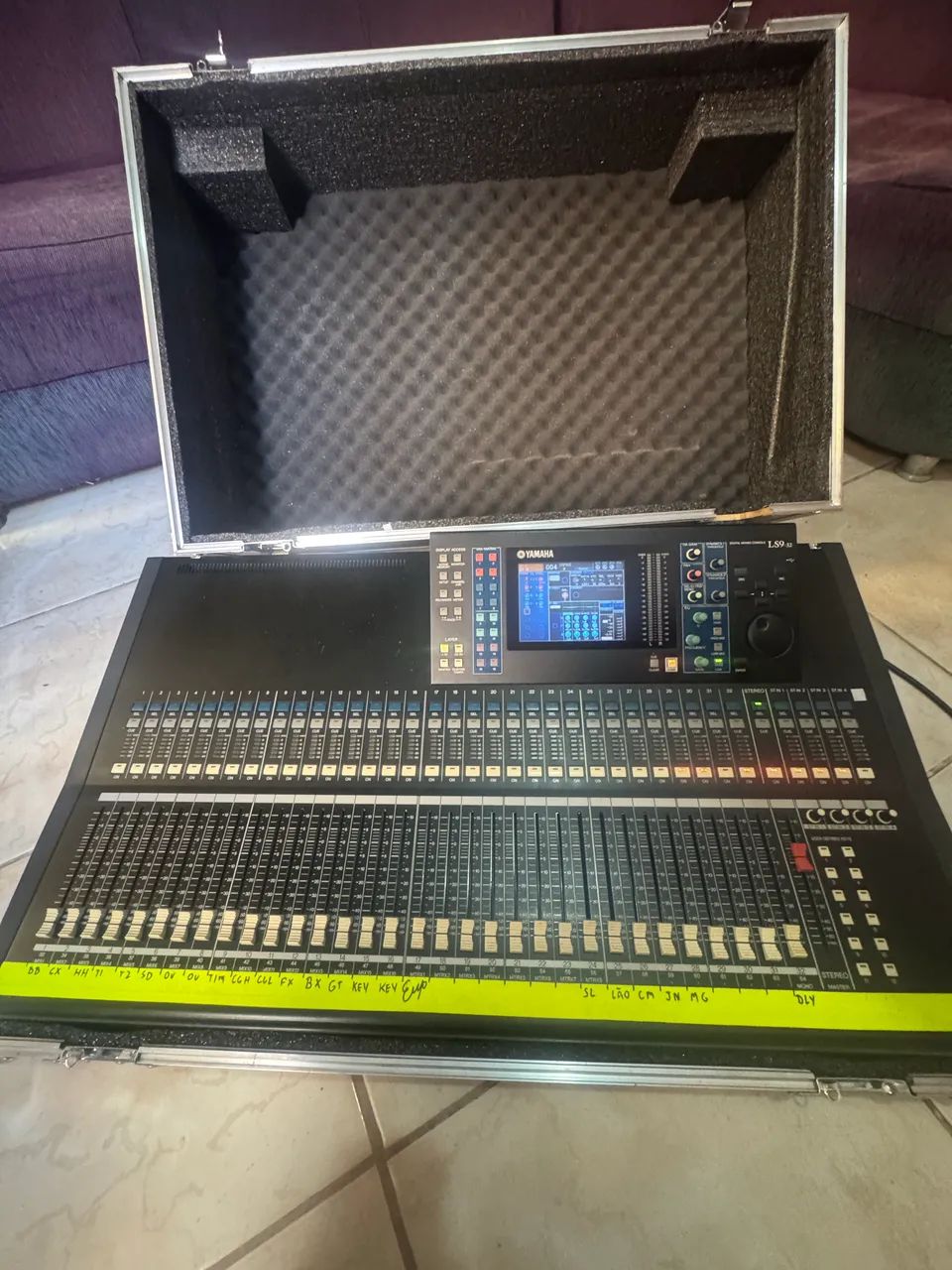 Yamaha LS9 mesa de som 