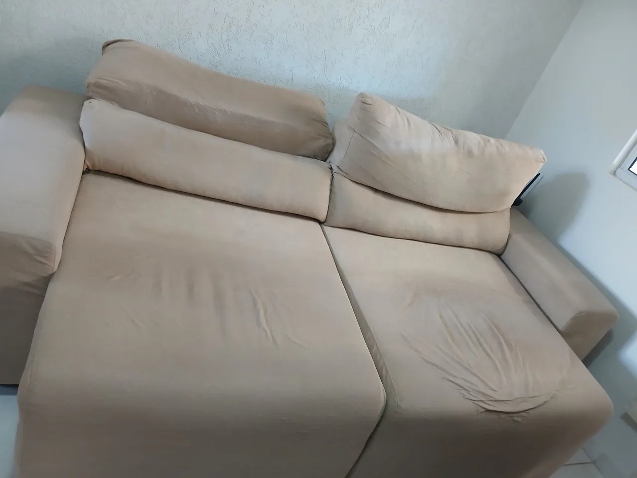 Sofá 2 lugares bege