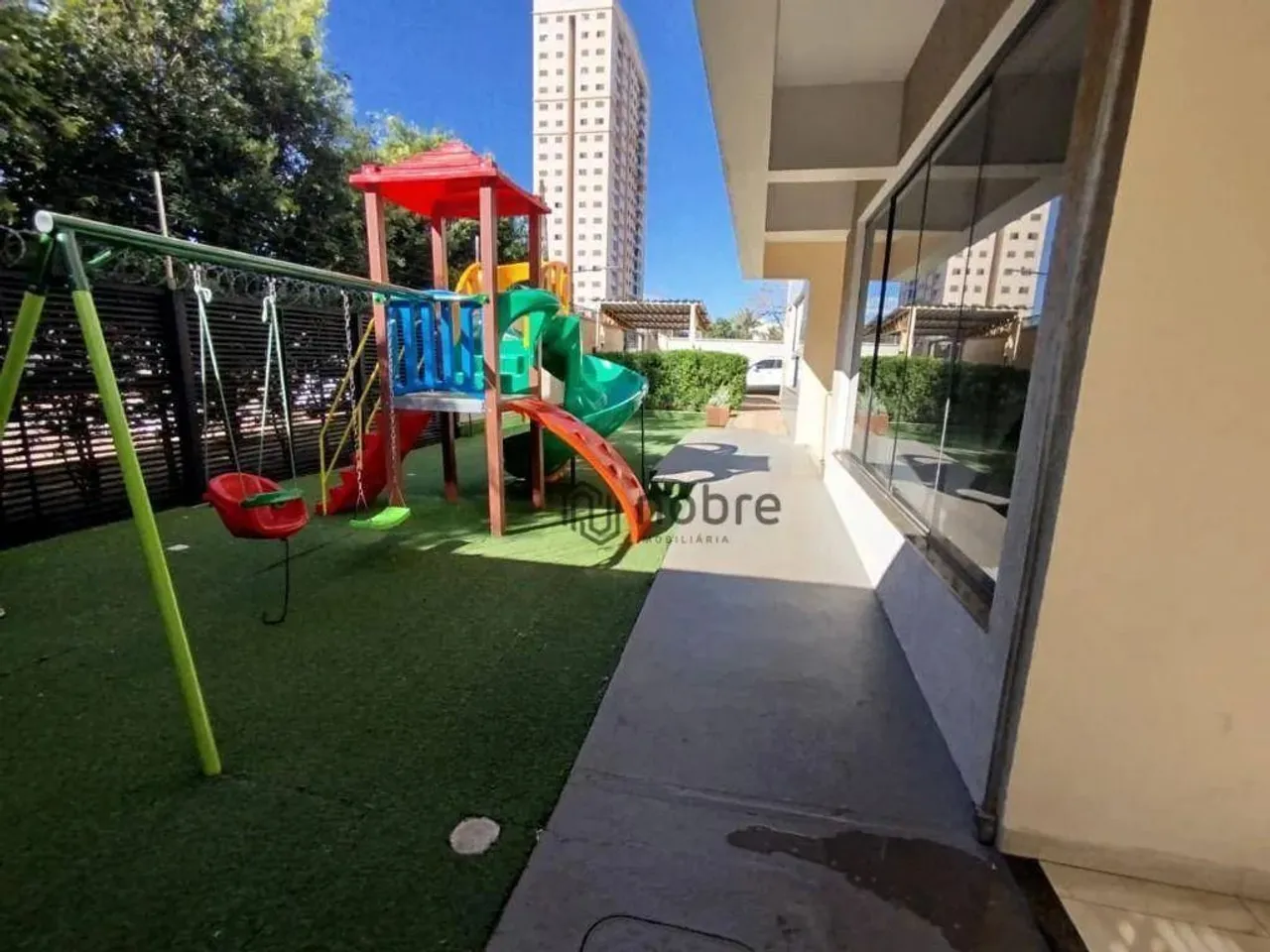 Apartamento com 3 dormitórios para alugar, 80 m² por R$ 3.108,78/mês - Plano Diretor Sul -