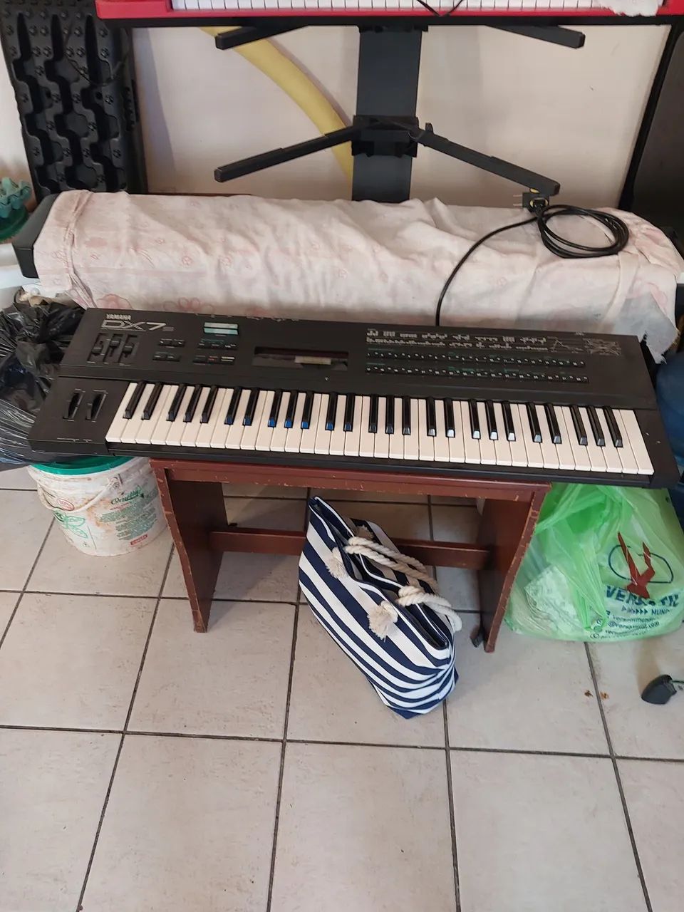 Teclado yamaha dx 7s  - Foto 4
