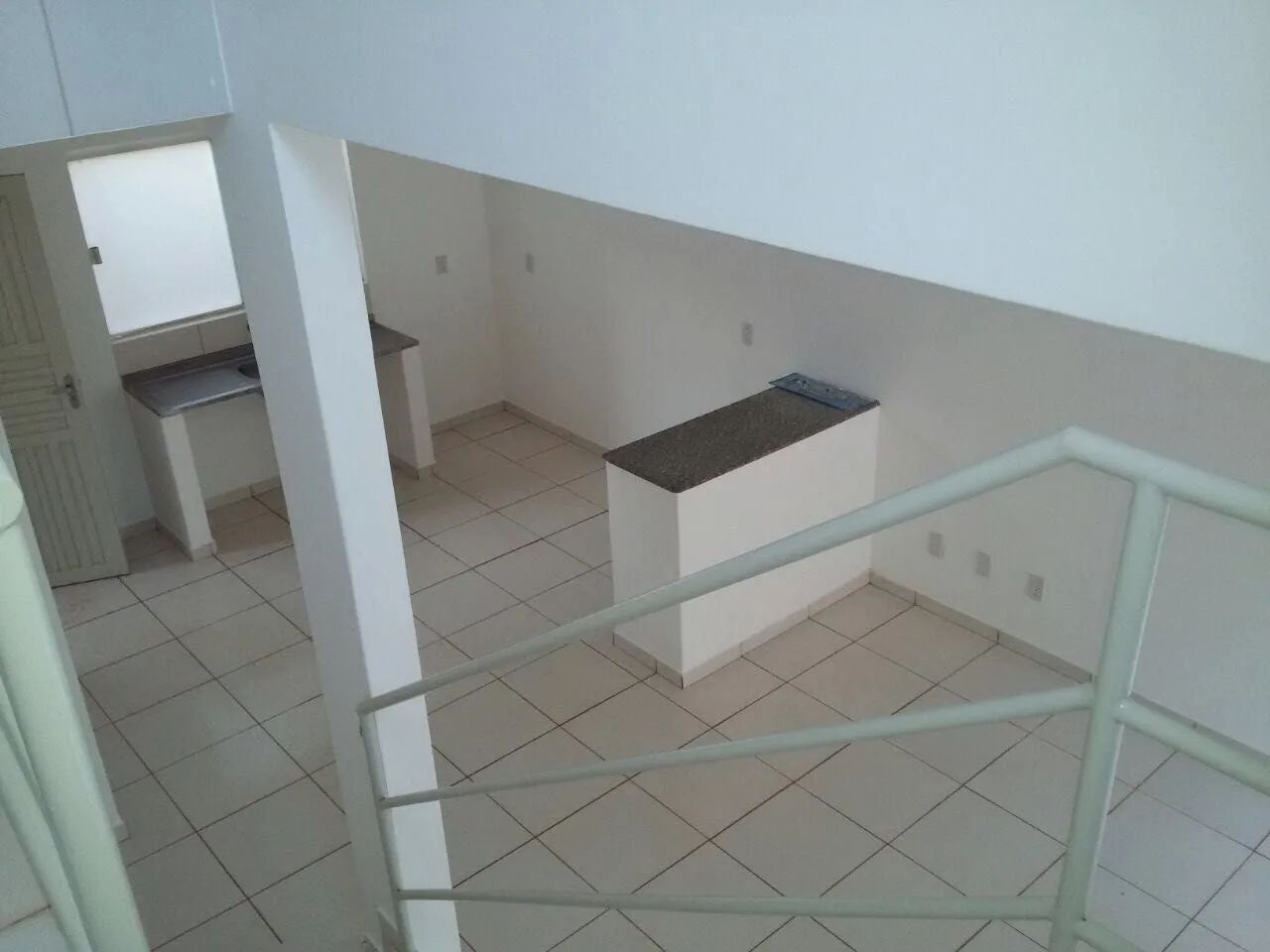 Alugo sobrado geminado  - Foto 2
