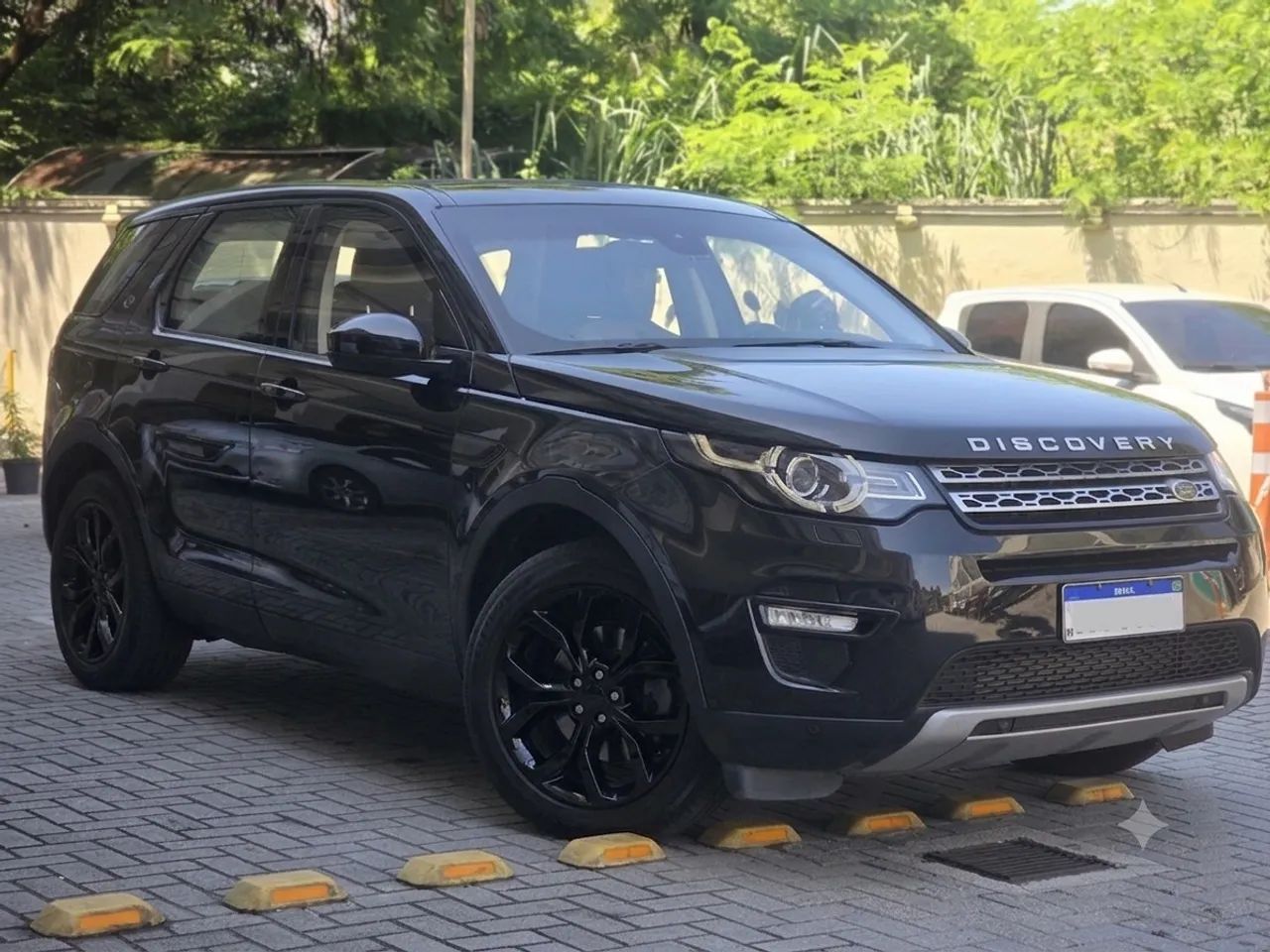 Land Rover Discovery Sport 2015